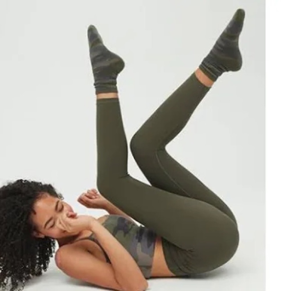 olive green leggings, size small, cute